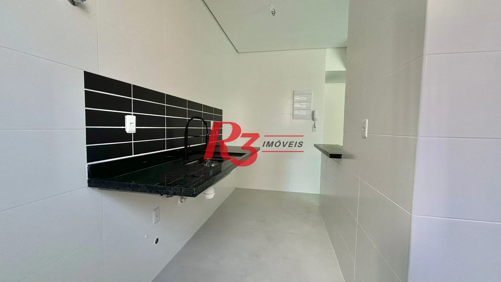 Casa com 2 dormitórios à venda, 90 m² por R$ 720.000,00 - Campo Grande - Santos/SP