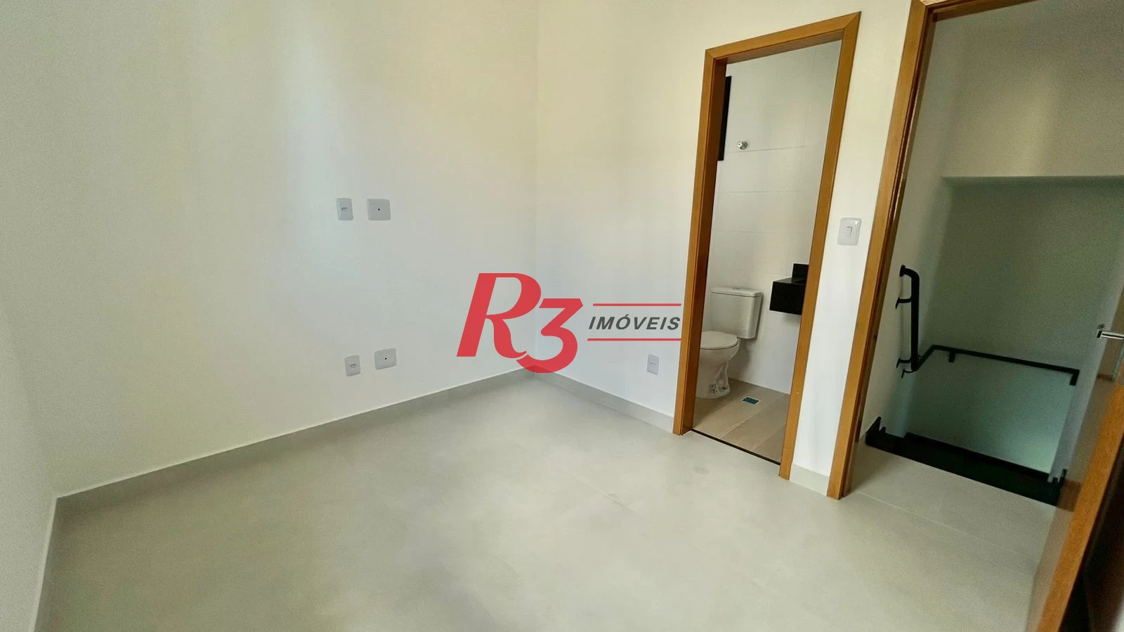 Casa com 2 dormitórios à venda, 90 m² por R$ 720.000,00 - Campo Grande - Santos/SP