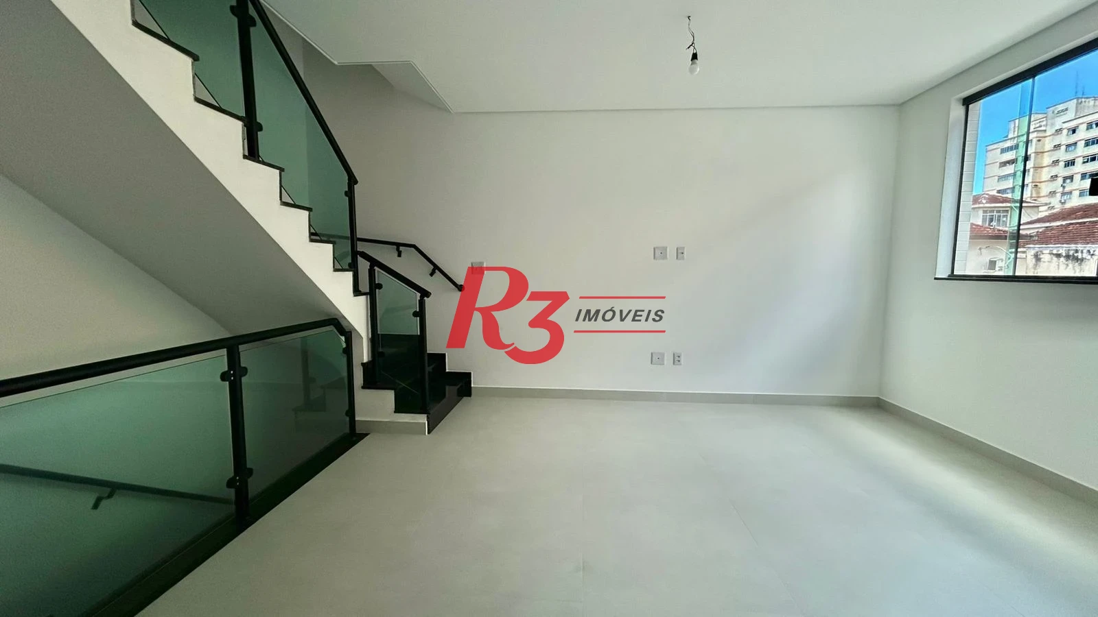 Casa com 2 dormitórios à venda, 90 m² por R$ 720.000,00 - Campo Grande - Santos/SP
