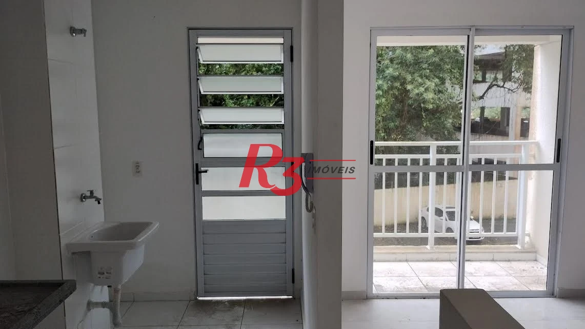 Apartamento com 2 dormitórios à venda, 52 m² por R$ 330.000,00 - Morro de Nova Cintra - Santos/SP