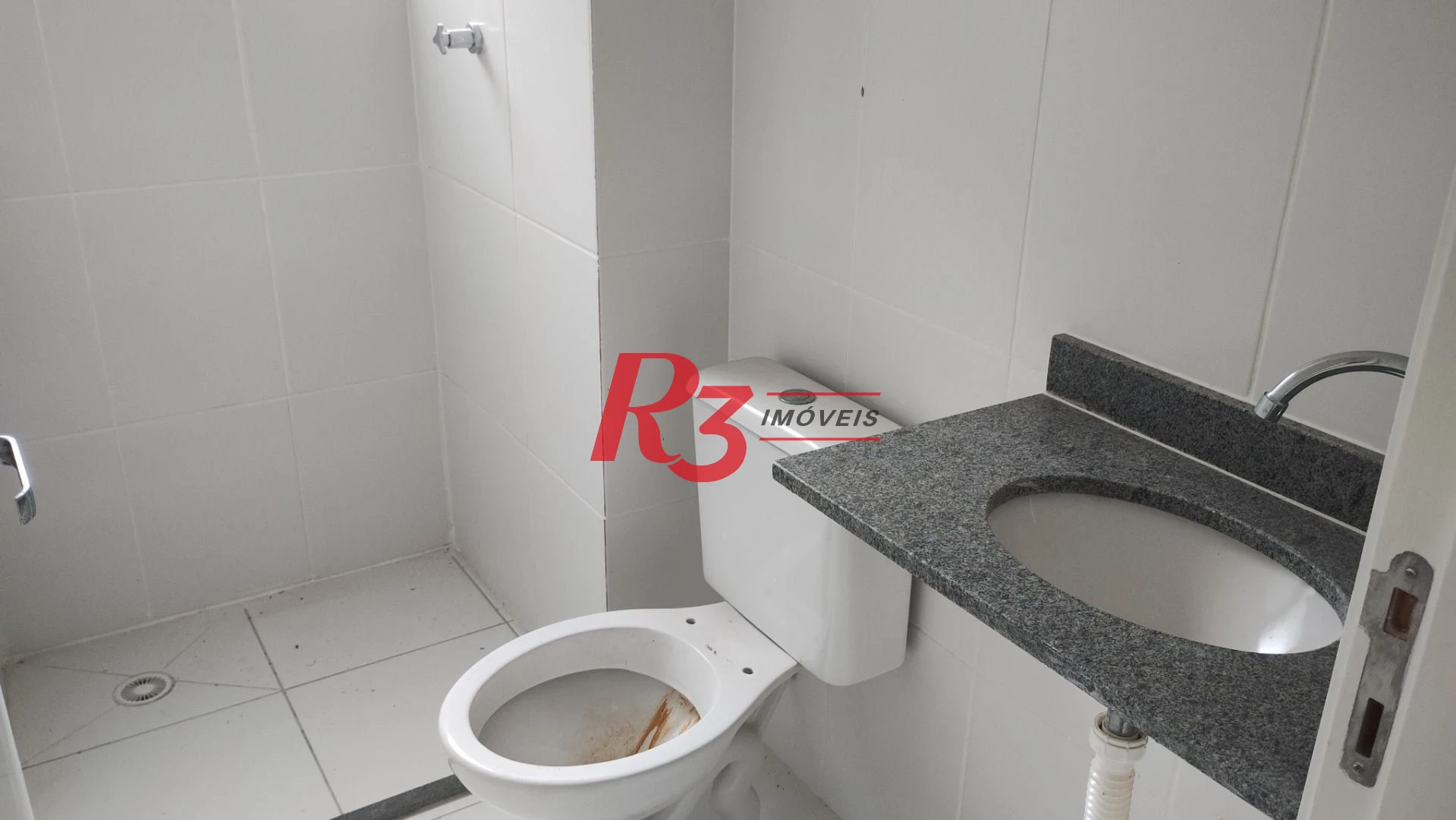 Apartamento com 2 dormitórios à venda, 52 m² por R$ 330.000,00 - Morro de Nova Cintra - Santos/SP