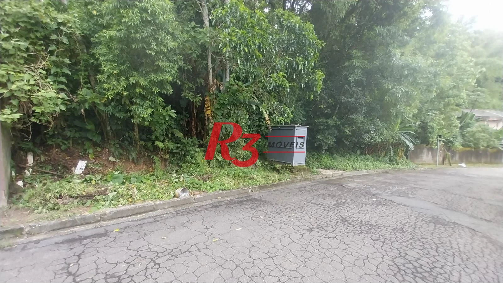 Terreno à venda, 796 m² por R$ 750.000,00 - Morro de Nova Cintra - Santos/SP