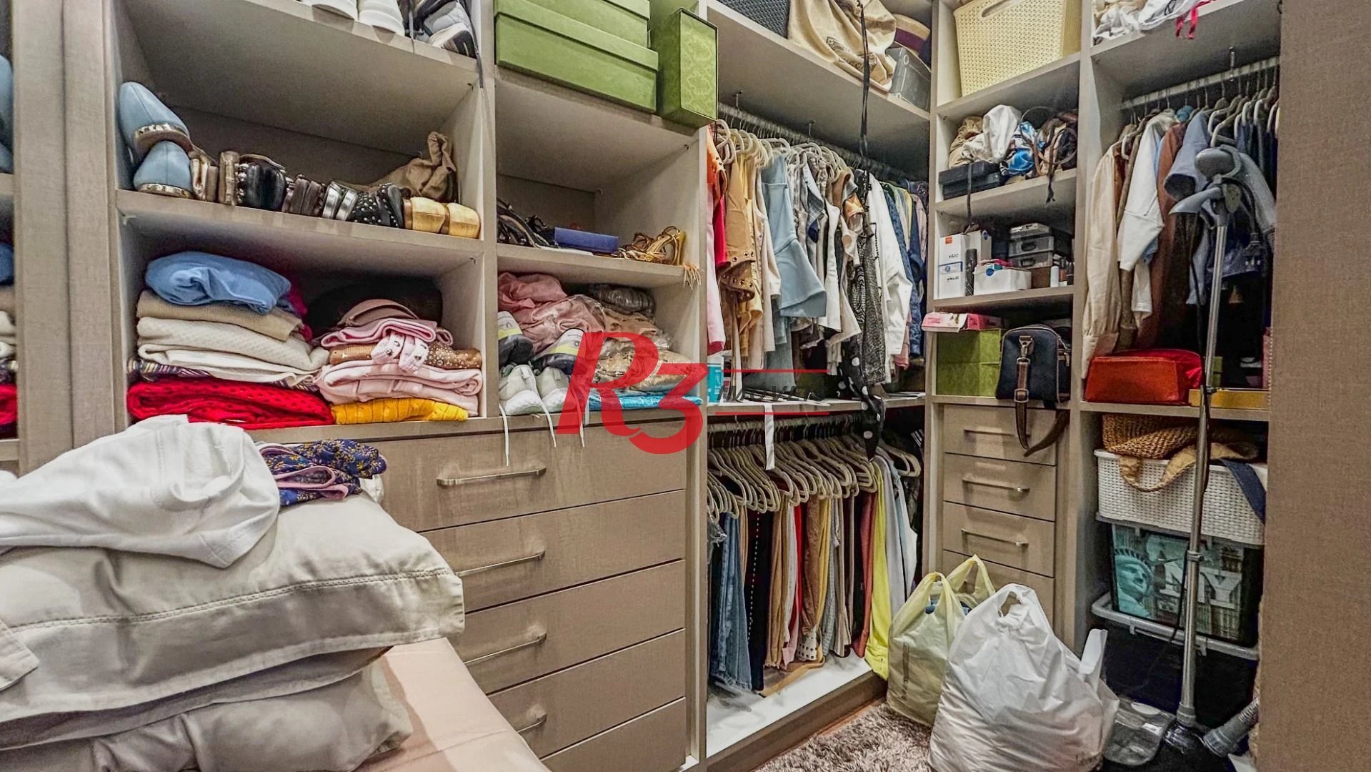 Apartamento com 3 dormitórios à venda, 150 m² por R$ 1.530.000,00 - Pompéia - Santos/SP