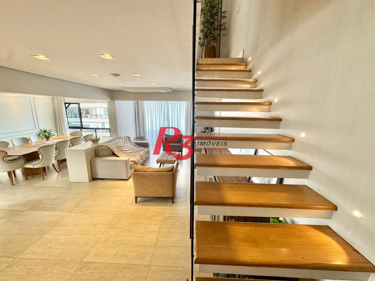 Cobertura com 4 dormitórios à venda, 418 m² por R$ 5.400.000,00 - Boqueirão - Santos/SP