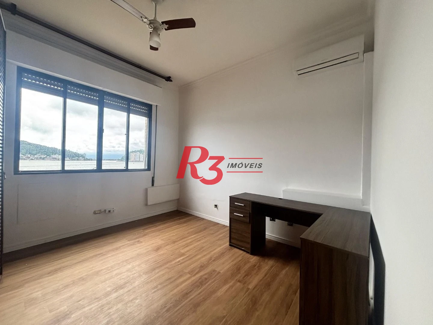 Apartamento com 2 dormitórios à venda, 90 m² por R$ 545.000,00 - Itararé - São Vicente/SP