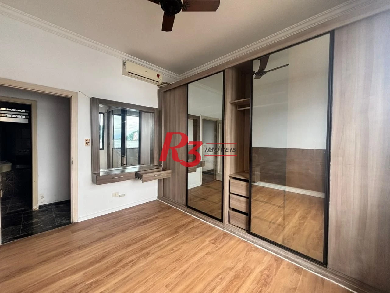 Apartamento com 2 dormitórios à venda, 90 m² por R$ 545.000,00 - Itararé - São Vicente/SP