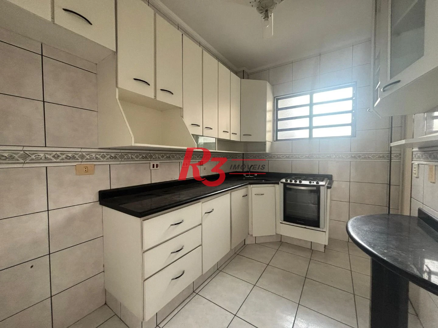 Apartamento com 2 dormitórios à venda, 90 m² por R$ 545.000,00 - Itararé - São Vicente/SP