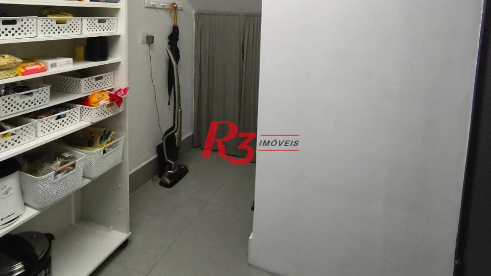 Sobrado com 3 dormitórios à venda, 102 m² por R$ 719.000,00 - Campo Grande - Santos/SP