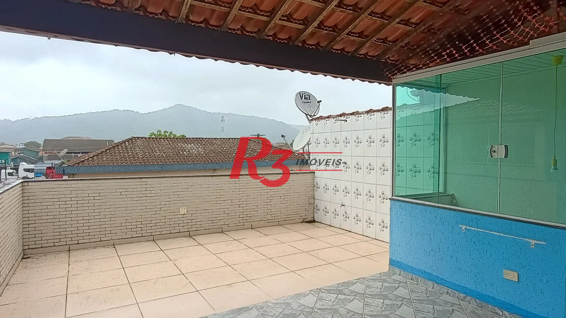 Casa com 3 dormitórios à venda, 120 m² por R$ 590.000,00 - Santa Maria - Santos/SP