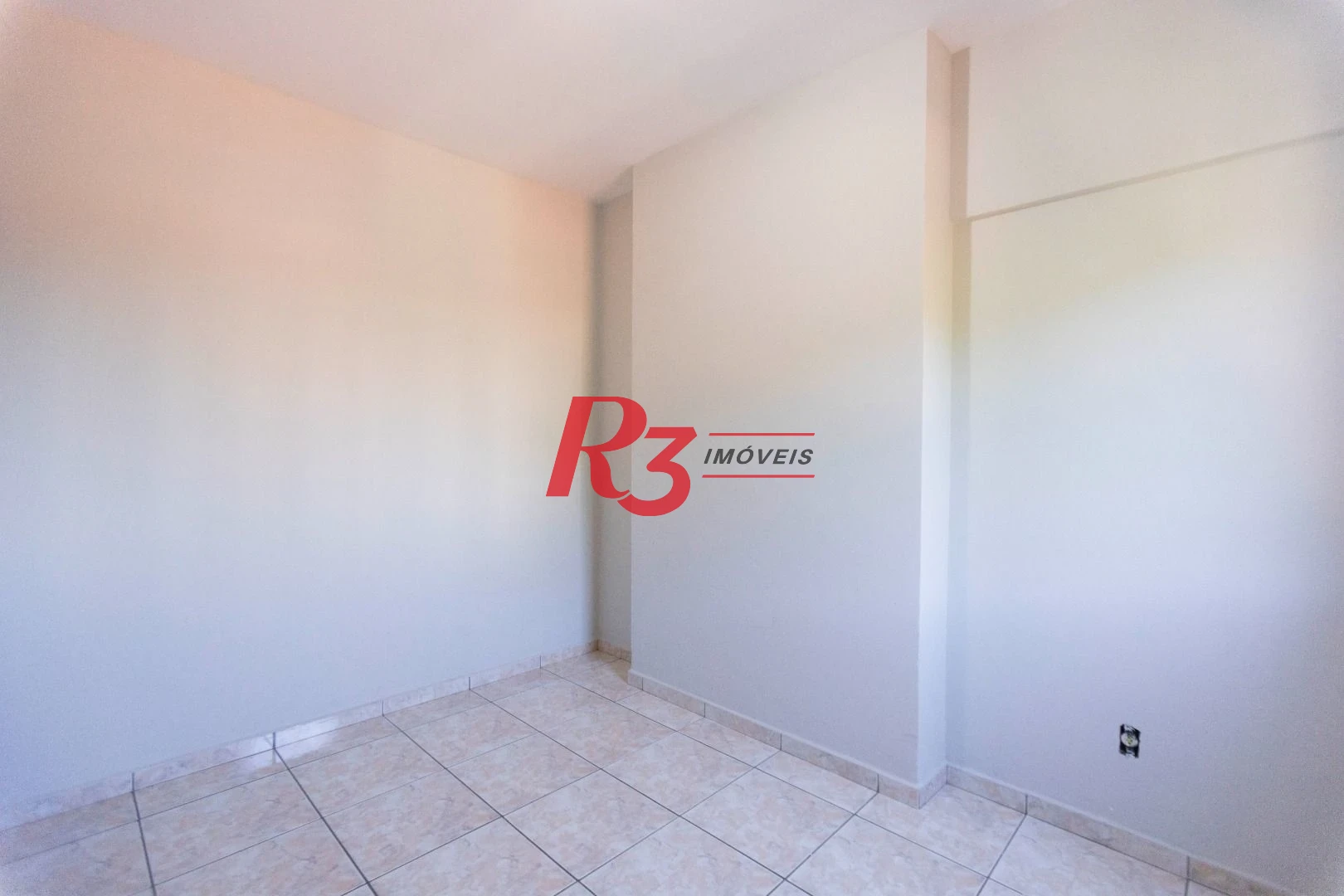 Apartamento com 2 dormitórios à venda, 86 m² por R$ 370.000,00 - Marapé - Santos/SP