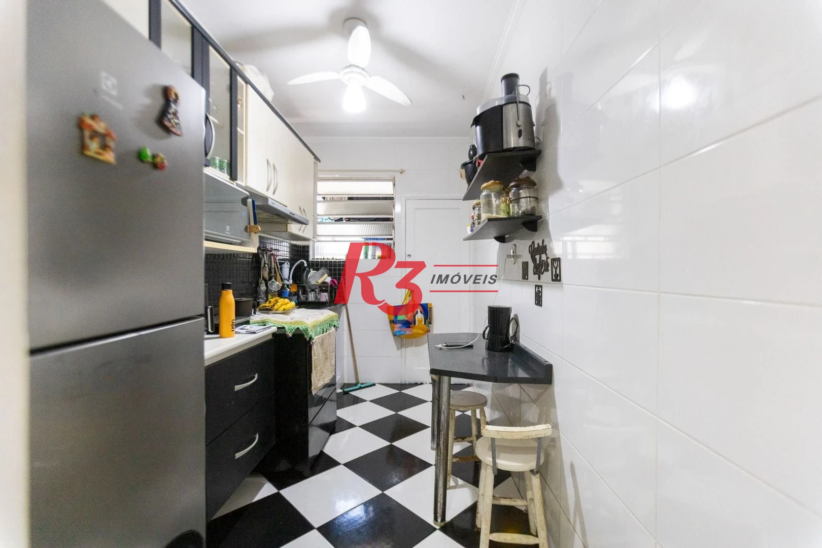 Apartamento à venda, 65 m² por R$ 410.000,00 - Embaré - Santos/SP