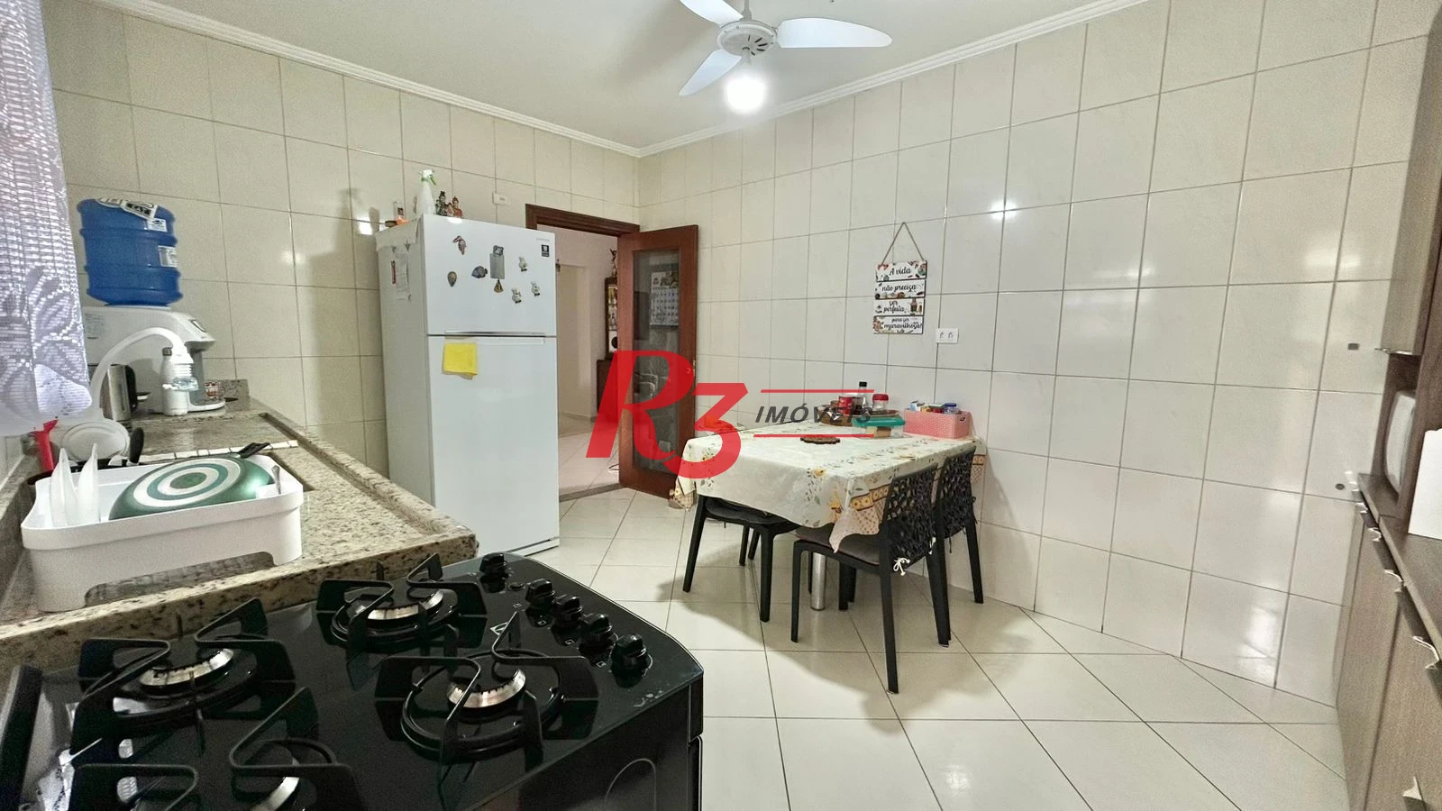 Apartamento com 2 dormitórios à venda, 100 m² por R$ 586.000,00 - Marapé - Santos/SP