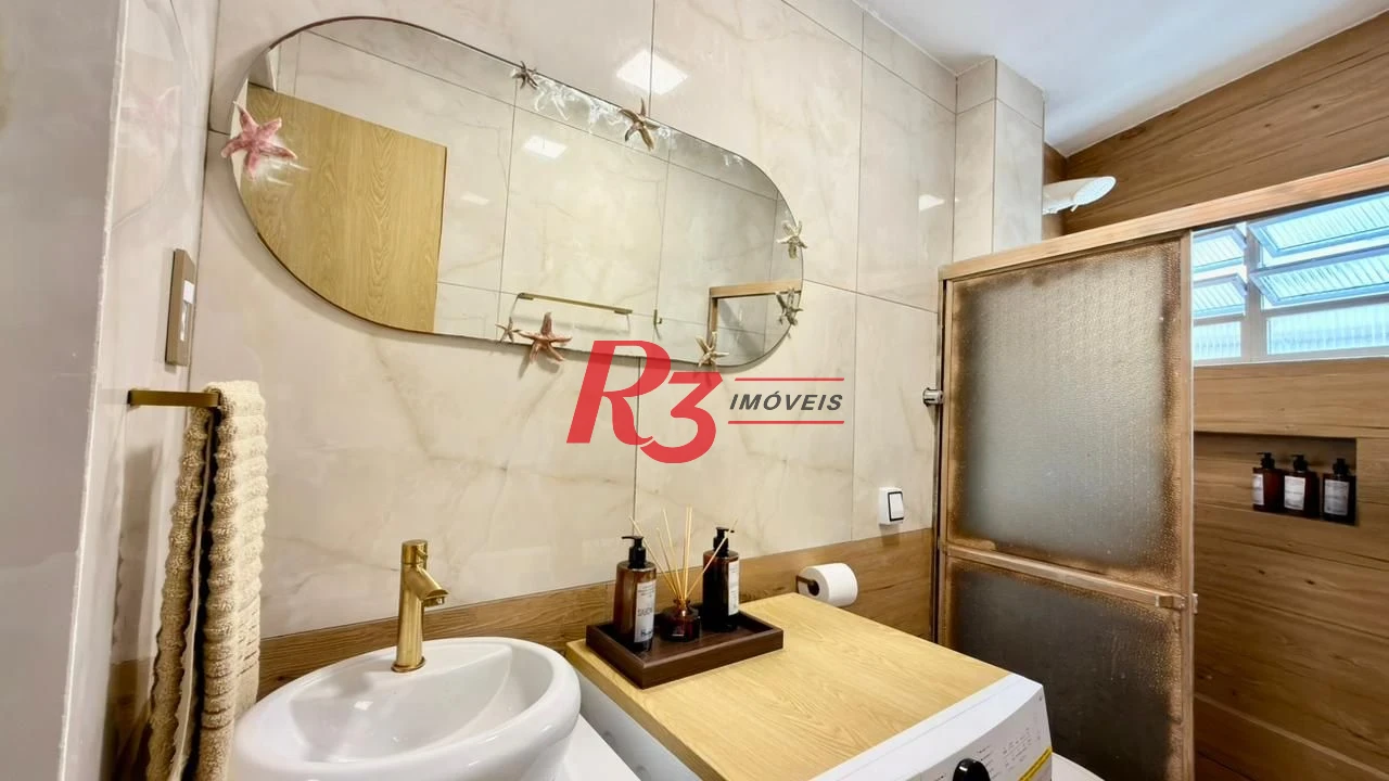 Apartamento com 1 dormitório à venda, 32 m² por R$ 300.000,00 - Itararé - São Vicente/SP