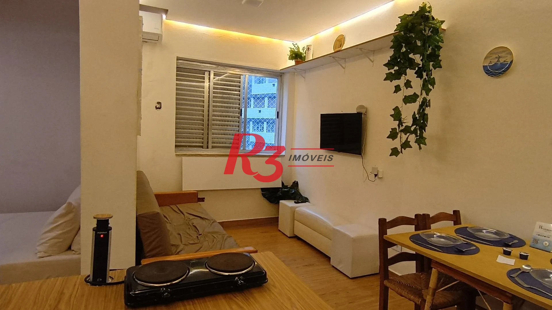 Apartamento com 1 dormitório à venda, 32 m² por R$ 300.000,00 - Itararé - São Vicente/SP