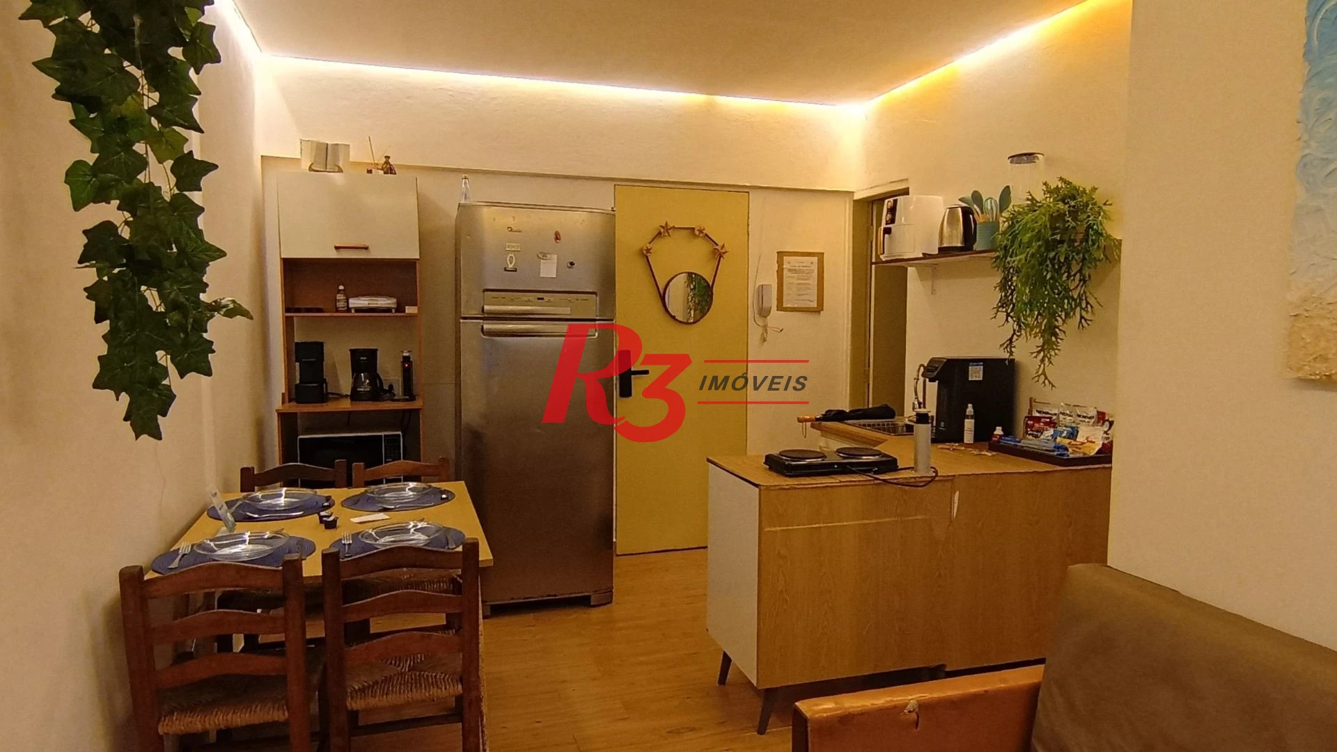 Apartamento com 1 dormitório à venda, 32 m² por R$ 300.000,00 - Itararé - São Vicente/SP
