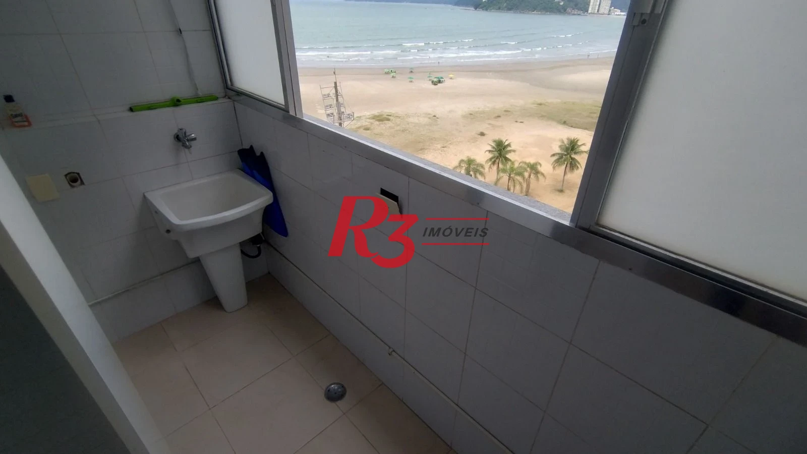 Apartamento com 2 dormitórios à venda, 110 m² por R$ 700.000,00 - José Menino - Santos/SP