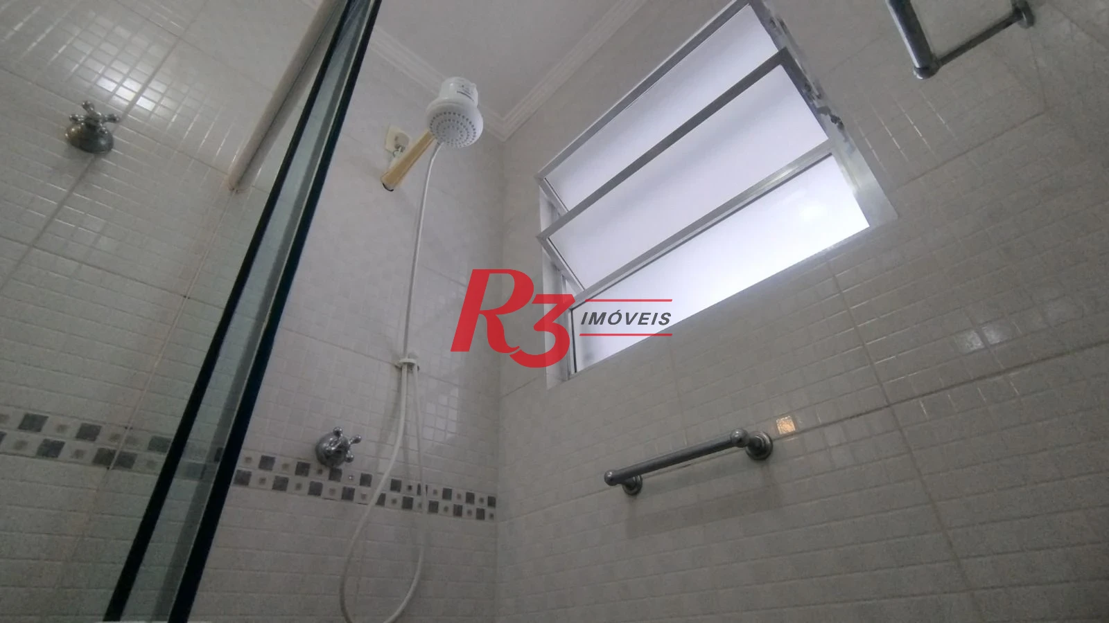 Apartamento com 2 dormitórios à venda, 110 m² por R$ 700.000,00 - José Menino - Santos/SP