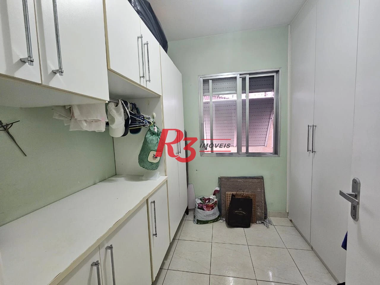 Apartamento com 3 dormitórios à venda, 117 m² por R$ 860.000,00 - Gonzaga - Santos/SP