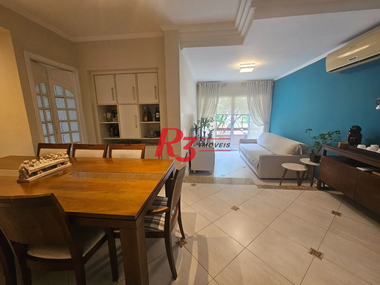 Apartamento com 3 dormitórios à venda, 117 m² por R$ 860.000,00 - Gonzaga - Santos/SP