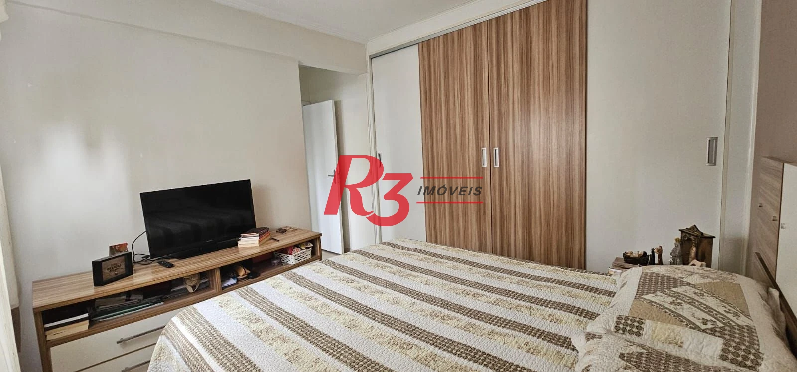Apartamento com 3 dormitórios à venda, 117 m² por R$ 860.000,00 - Gonzaga - Santos/SP