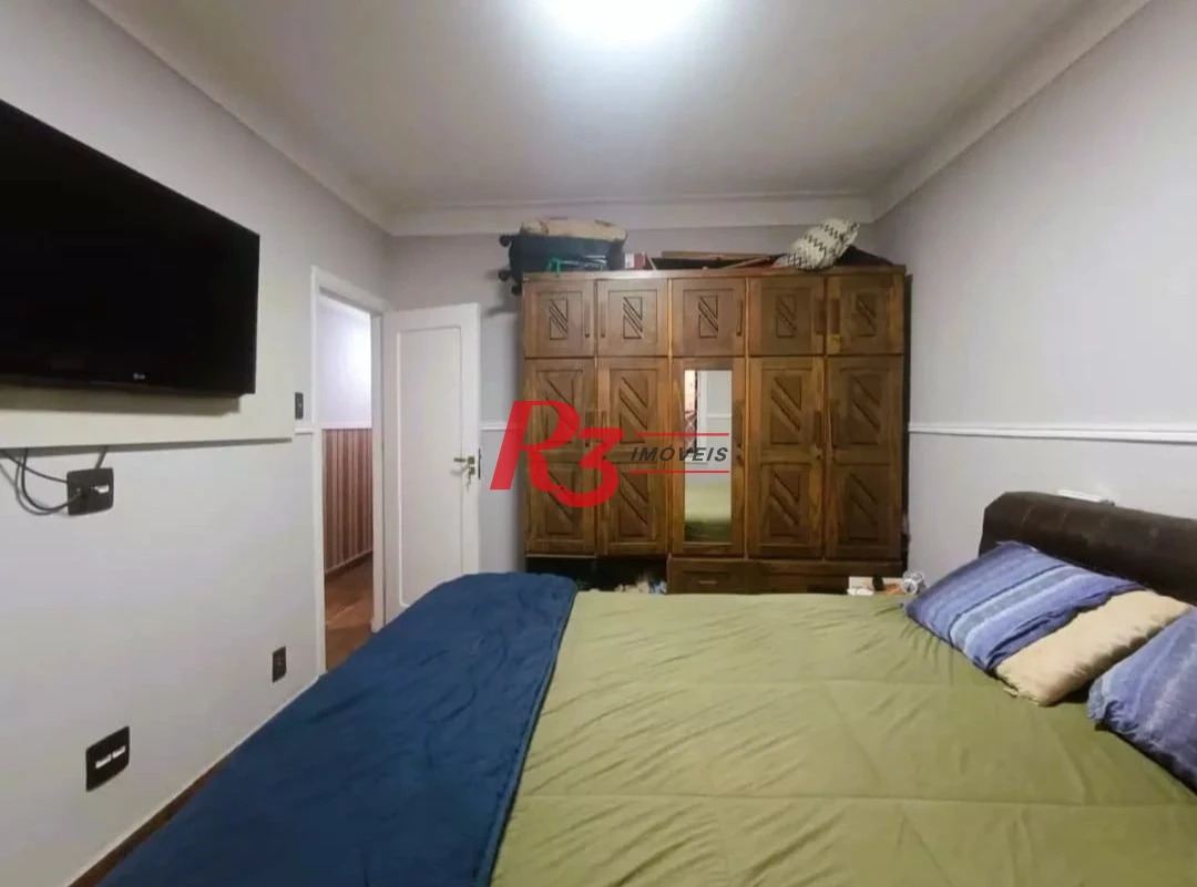 Sobrado com 3 dormitórios à venda, 114 m² por R$ 850.000,00 - Encruzilhada - Santos/SP