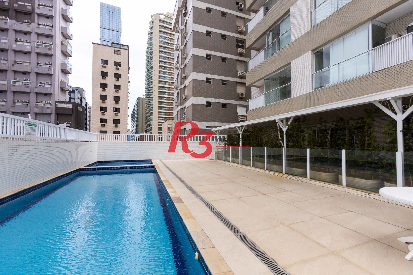 Apartamento com 3 dormitórios à venda, 143 m² por R$ 2.100.000,00 - Pompéia - Santos/SP