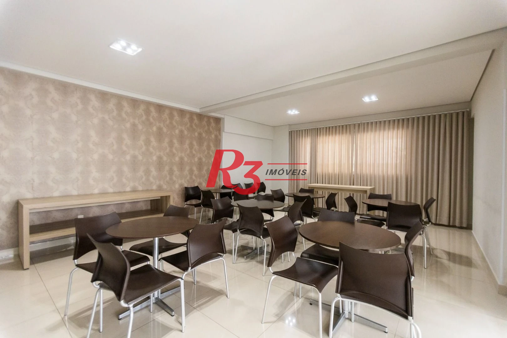 Apartamento com 3 dormitórios à venda, 143 m² por R$ 2.100.000,00 - Pompéia - Santos/SP