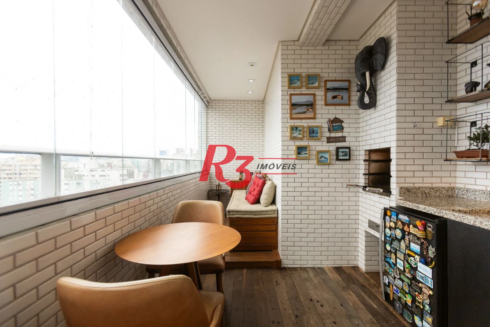 Apartamento com 3 dormitórios à venda, 143 m² por R$ 2.100.000,00 - Pompéia - Santos/SP