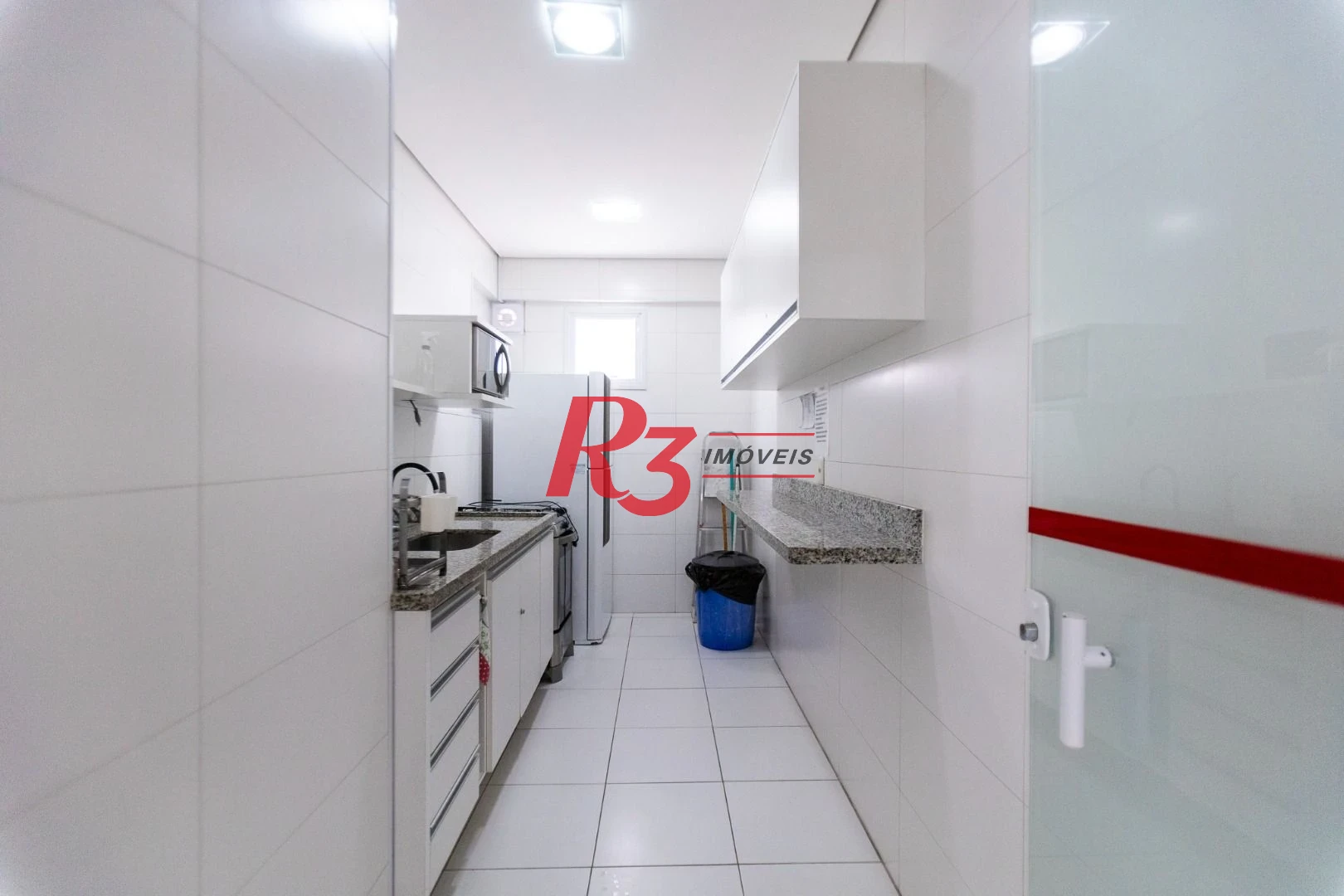 Apartamento com 3 dormitórios à venda, 143 m² por R$ 2.100.000,00 - Pompéia - Santos/SP
