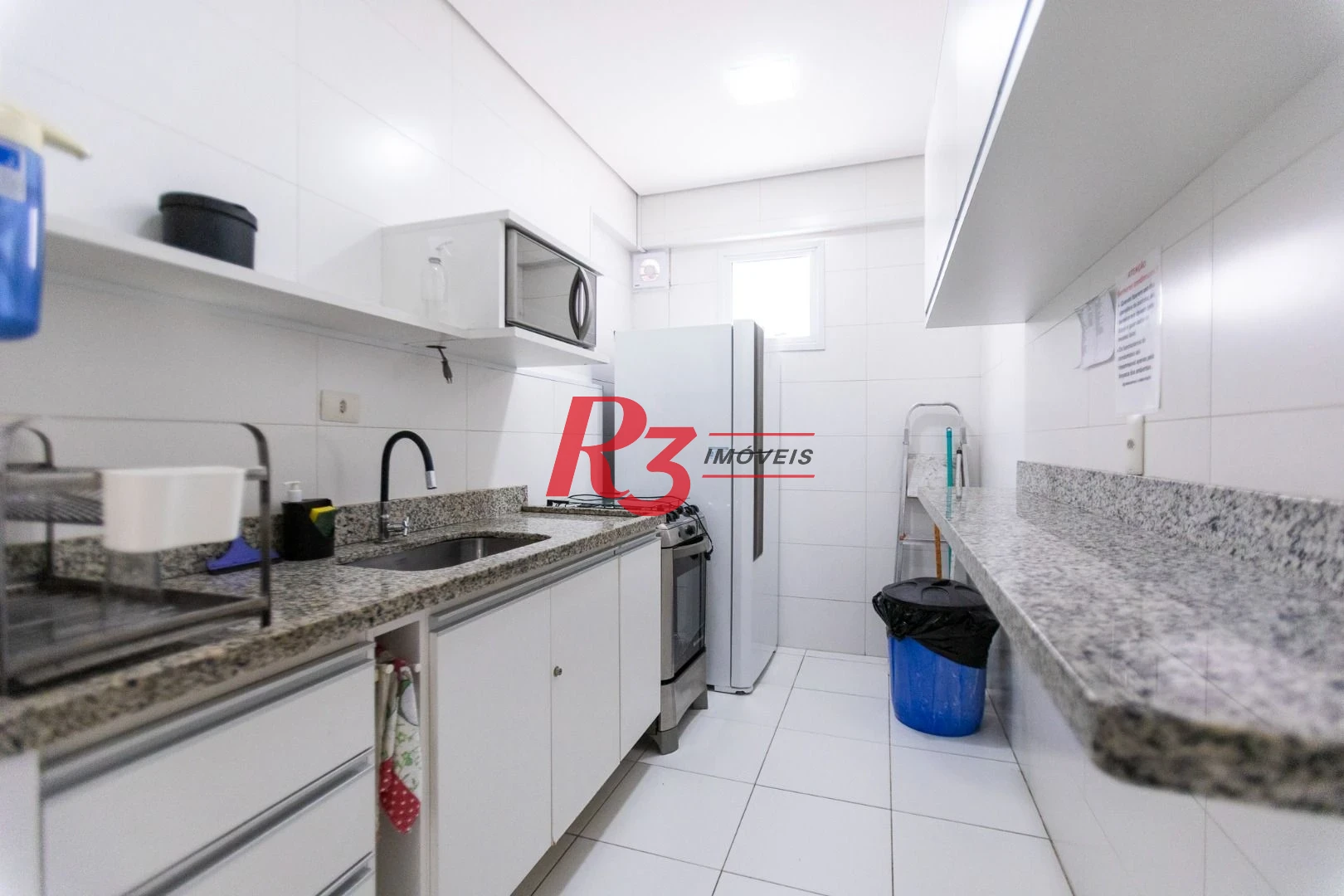 Apartamento com 3 dormitórios à venda, 143 m² por R$ 2.100.000,00 - Pompéia - Santos/SP