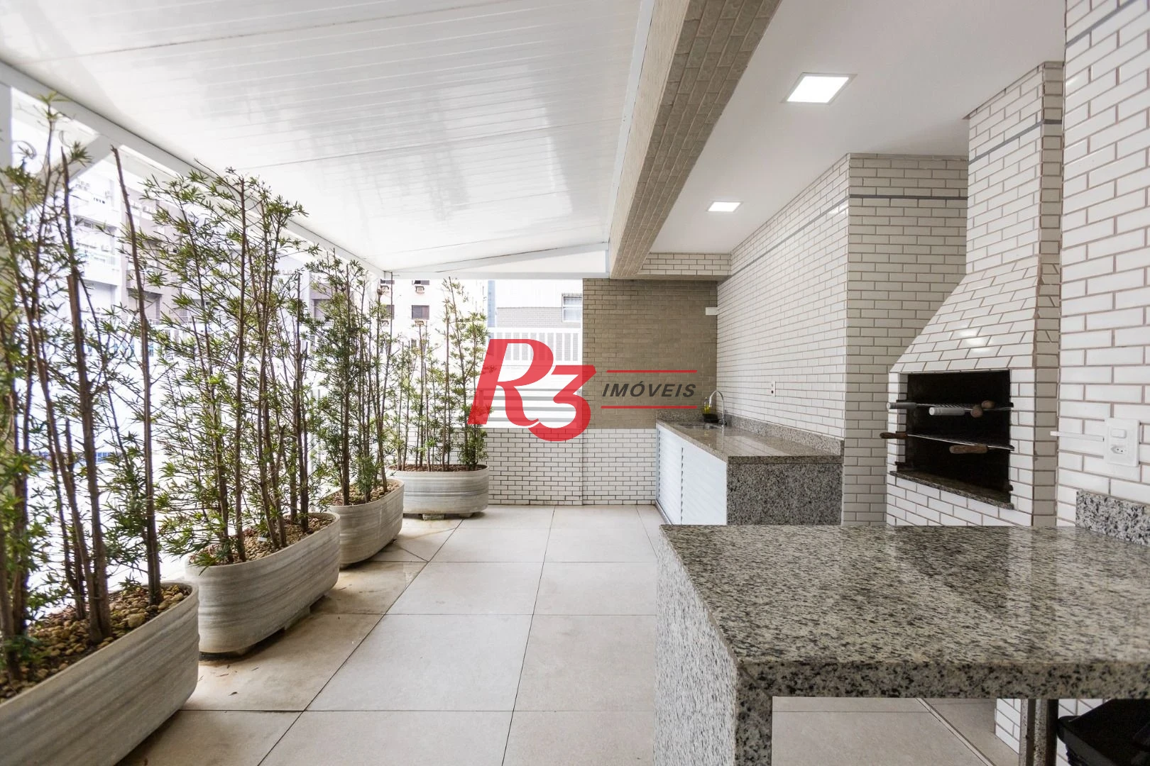 Apartamento com 3 dormitórios à venda, 143 m² por R$ 2.100.000,00 - Pompéia - Santos/SP