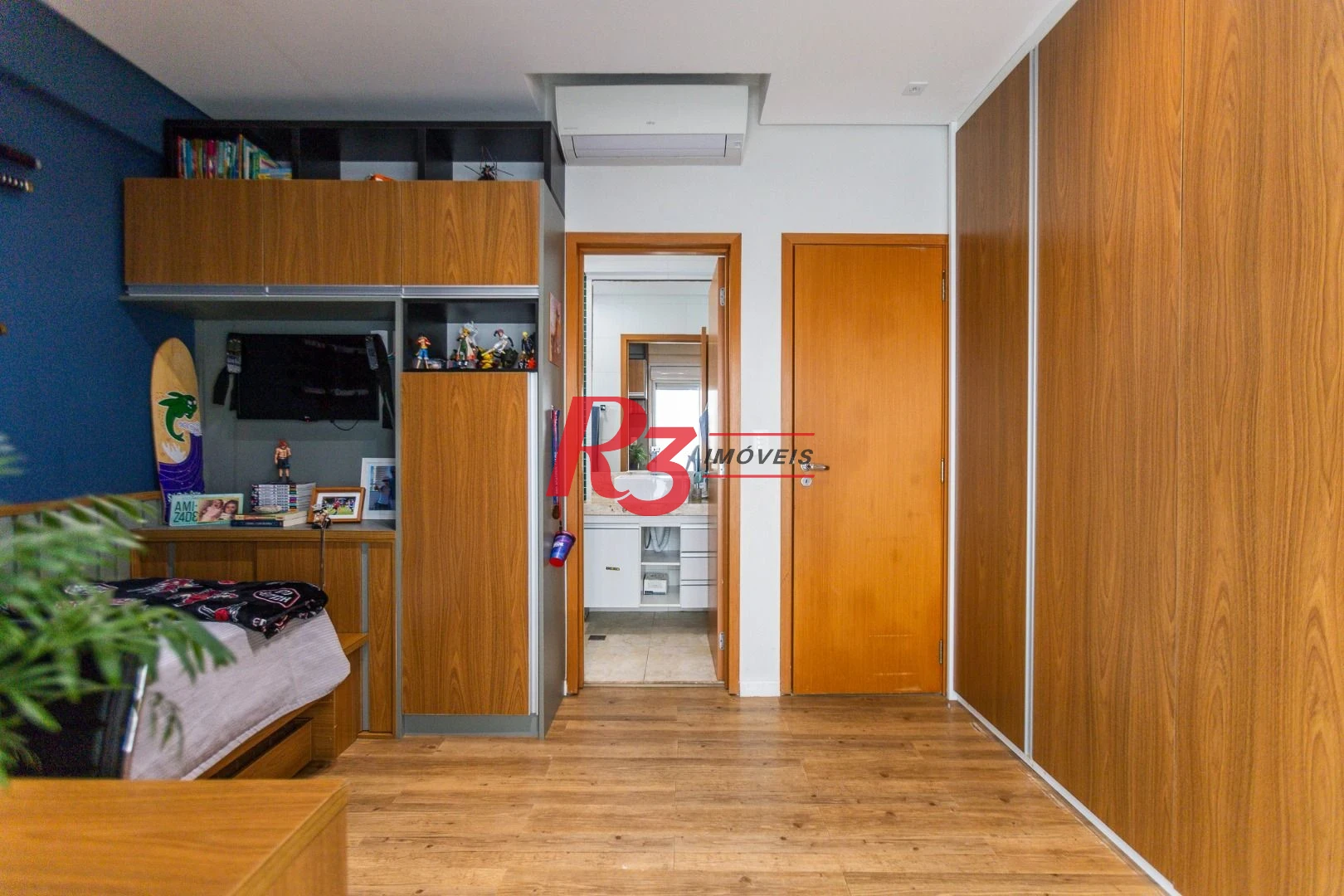 Apartamento com 3 dormitórios à venda, 143 m² por R$ 2.100.000,00 - Pompéia - Santos/SP