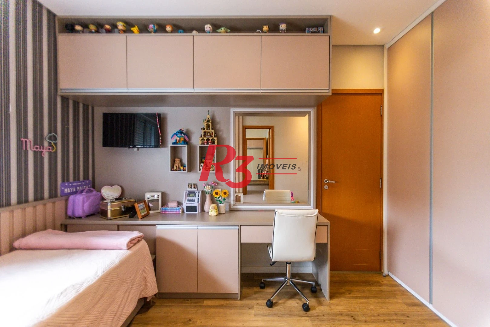 Apartamento com 3 dormitórios à venda, 143 m² por R$ 2.100.000,00 - Pompéia - Santos/SP