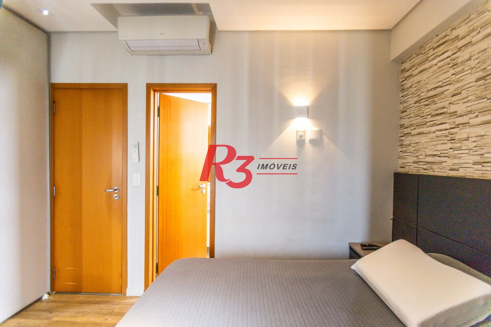 Apartamento com 3 dormitórios à venda, 143 m² por R$ 2.100.000,00 - Pompéia - Santos/SP