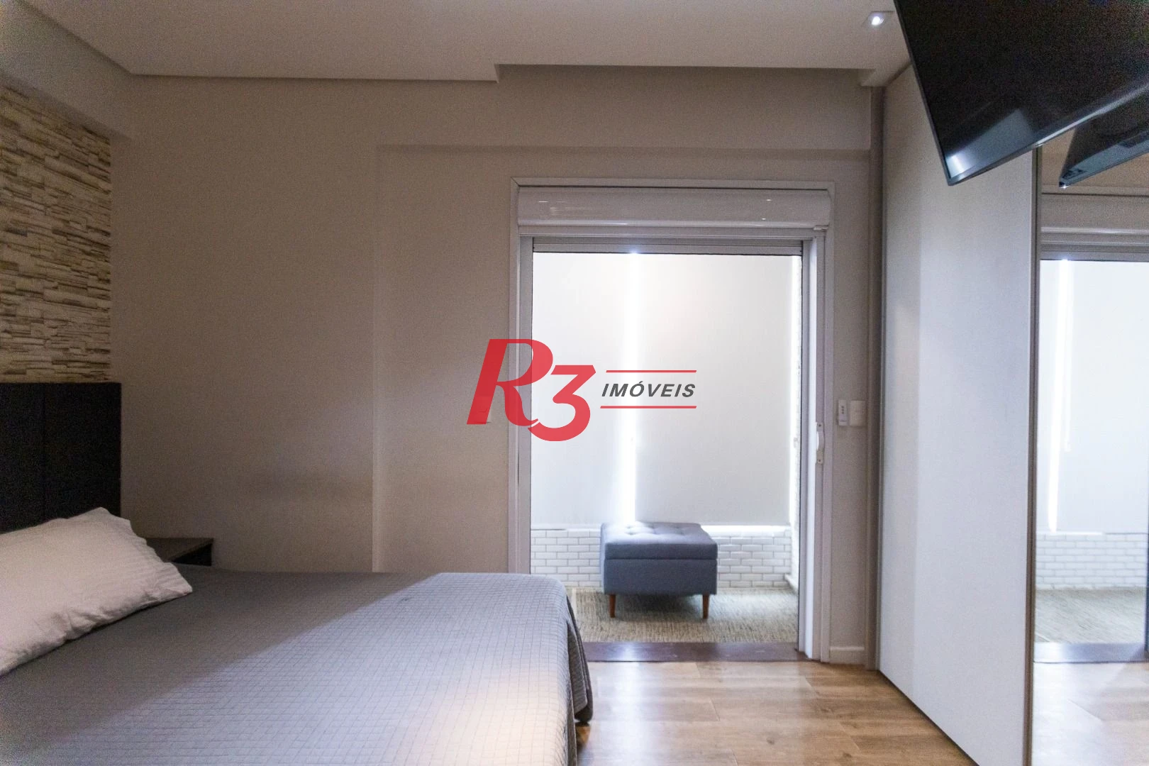 Apartamento com 3 dormitórios à venda, 143 m² por R$ 2.100.000,00 - Pompéia - Santos/SP