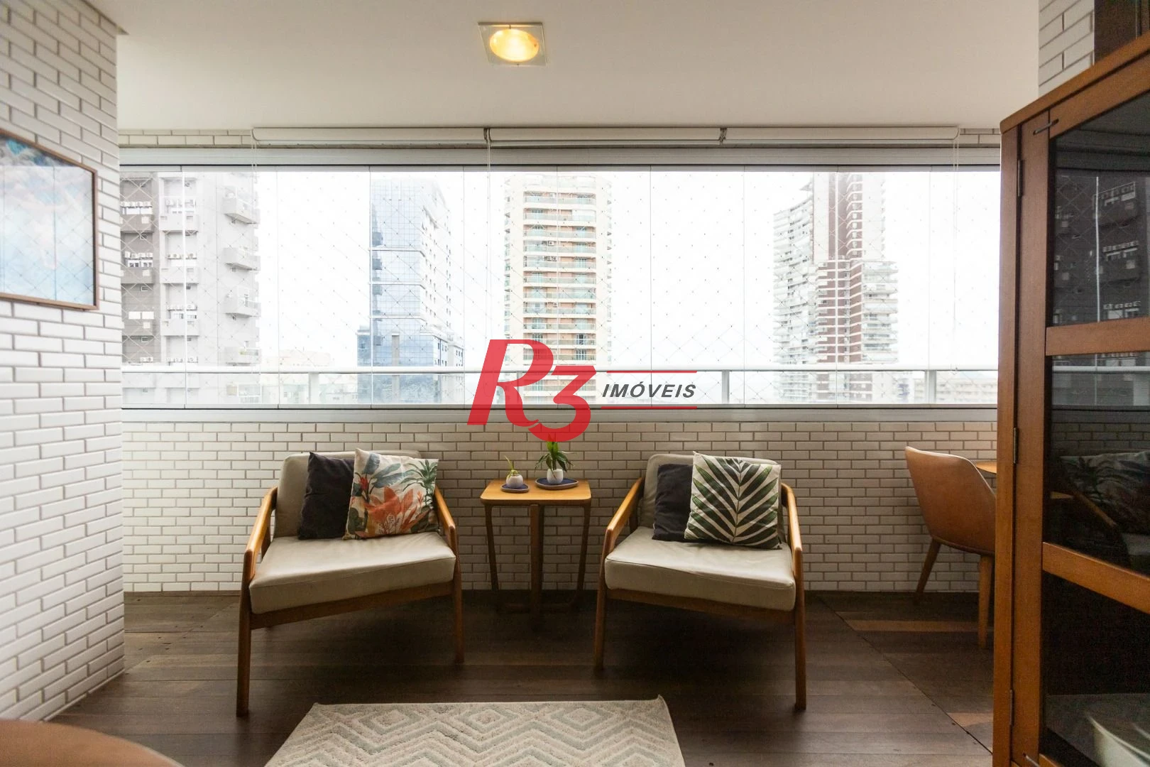 Apartamento com 3 dormitórios à venda, 143 m² por R$ 2.100.000,00 - Pompéia - Santos/SP