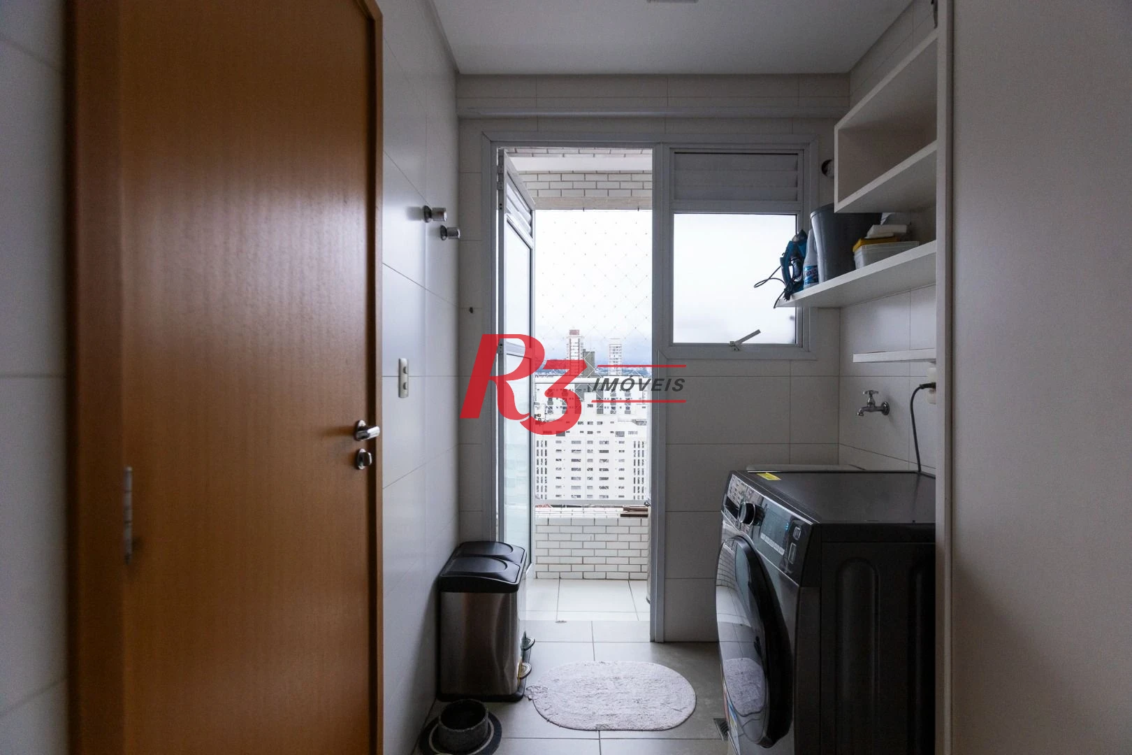 Apartamento com 3 dormitórios à venda, 143 m² por R$ 2.100.000,00 - Pompéia - Santos/SP