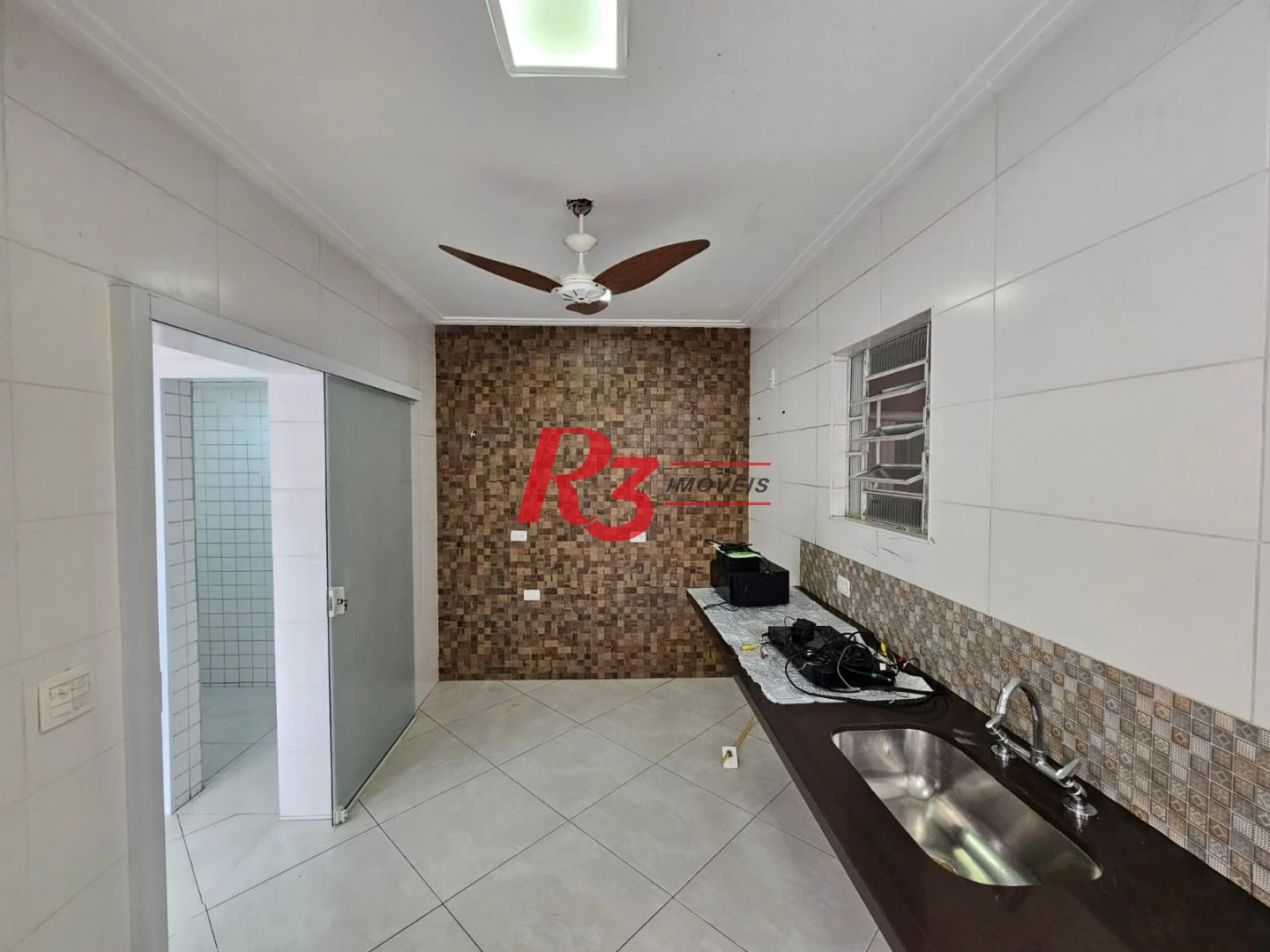 Sobrado à venda, 230 m² por R$ 1.920.000,00 - Ponta da Praia - Santos/SP