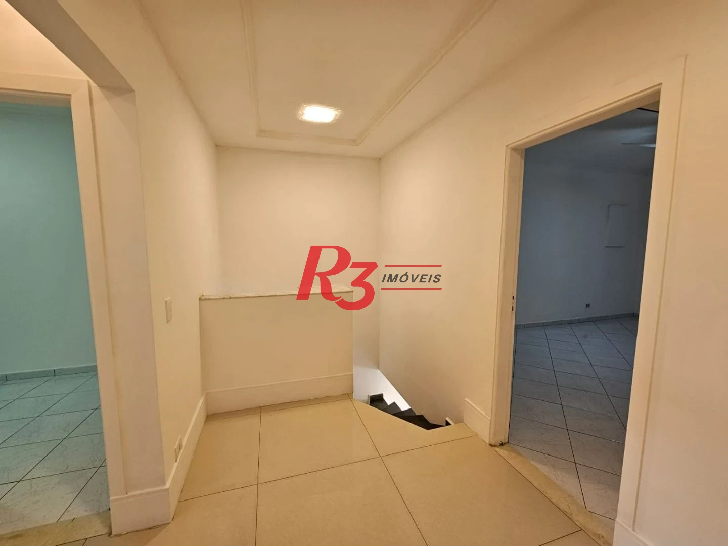 Sobrado à venda, 230 m² por R$ 1.920.000,00 - Ponta da Praia - Santos/SP