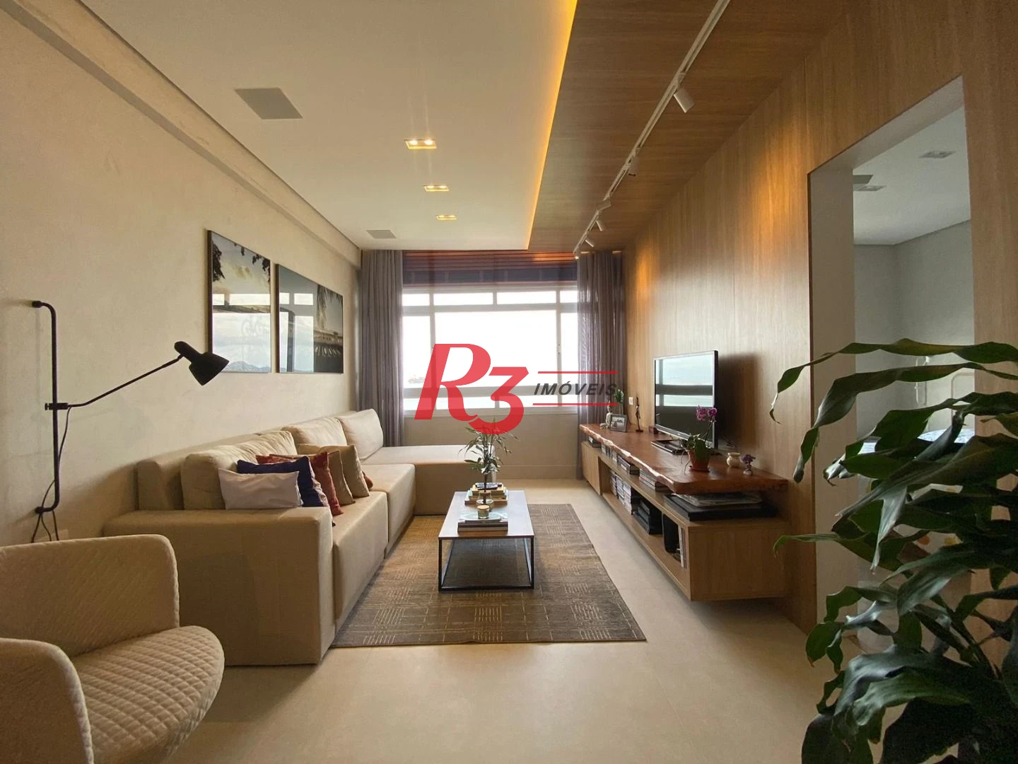 Apartamento com 2 dormitórios à venda, 90 m² por R$ 1.300.000,00 - Embaré - Santos/SP