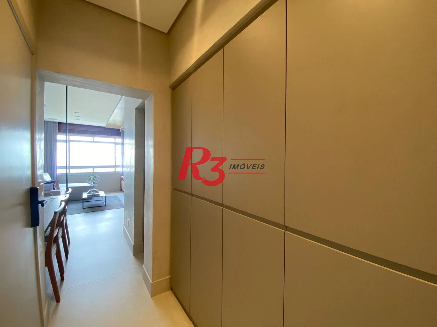 Apartamento com 2 dormitórios à venda, 90 m² por R$ 1.300.000,00 - Embaré - Santos/SP
