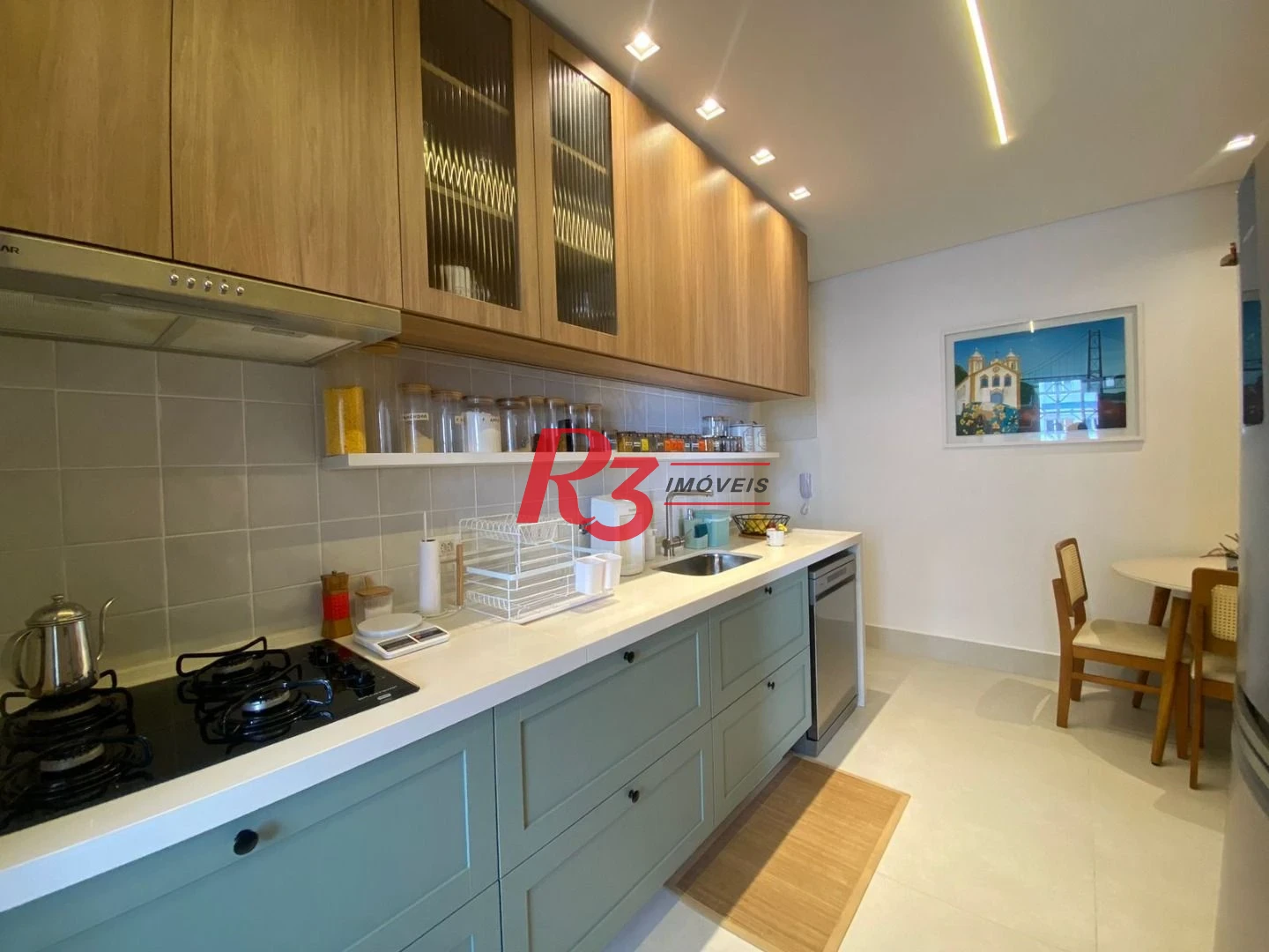 Apartamento com 2 dormitórios à venda, 90 m² por R$ 1.300.000,00 - Embaré - Santos/SP