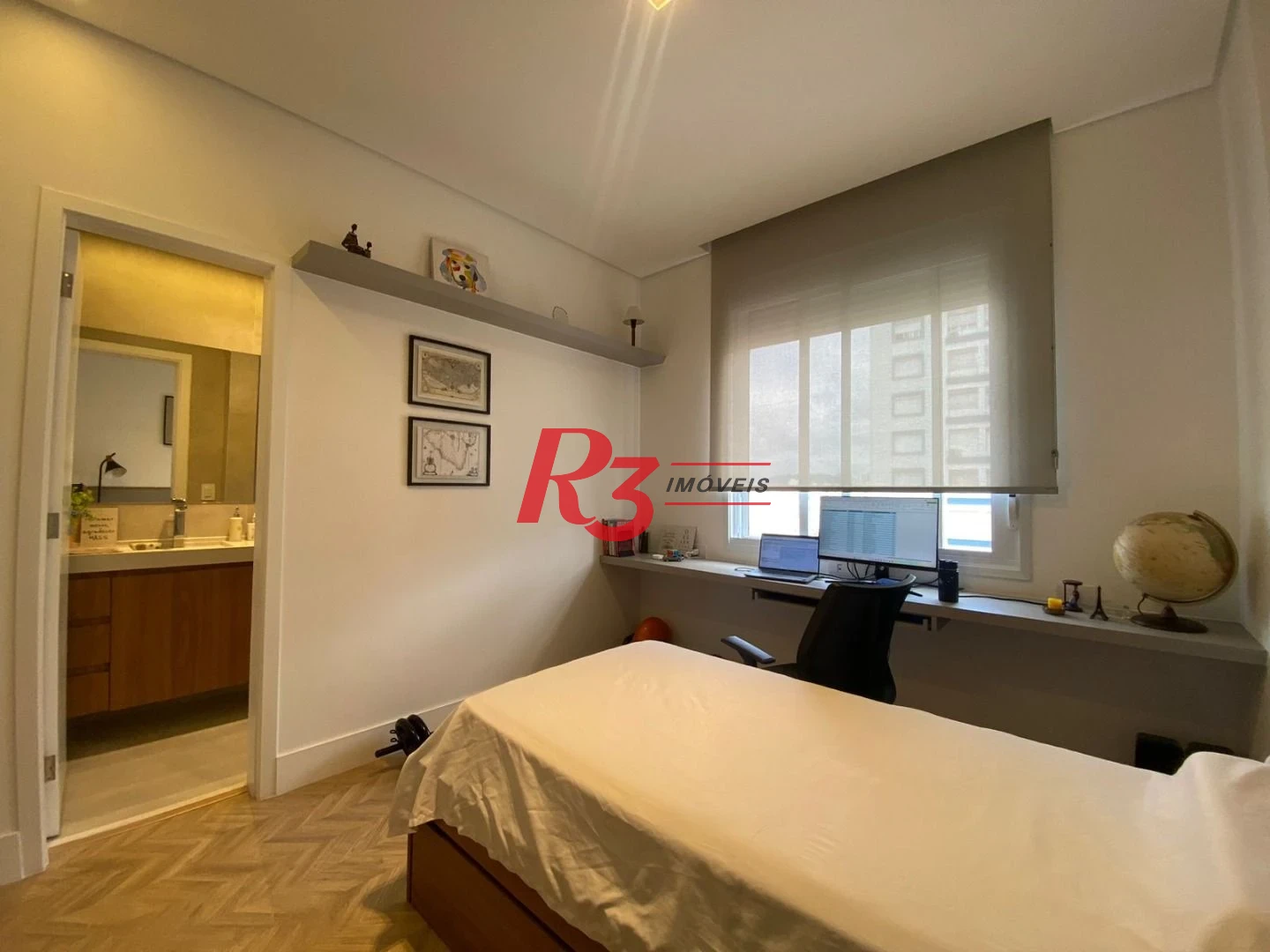 Apartamento com 2 dormitórios à venda, 90 m² por R$ 1.300.000,00 - Embaré - Santos/SP