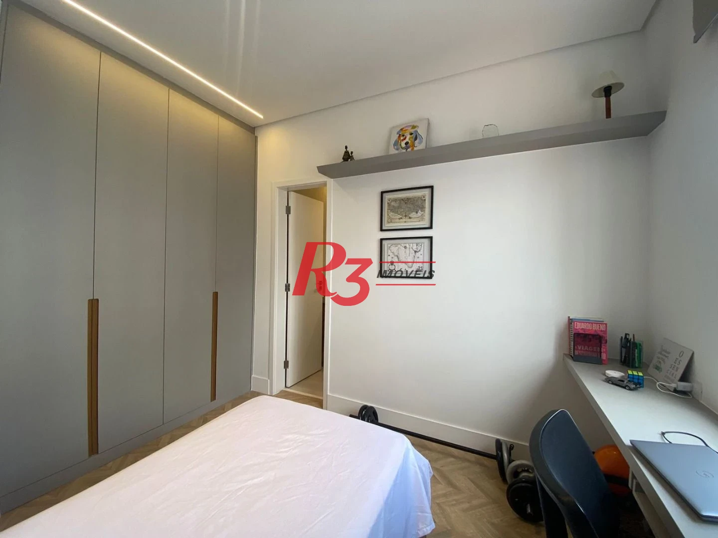 Apartamento com 2 dormitórios à venda, 90 m² por R$ 1.300.000,00 - Embaré - Santos/SP
