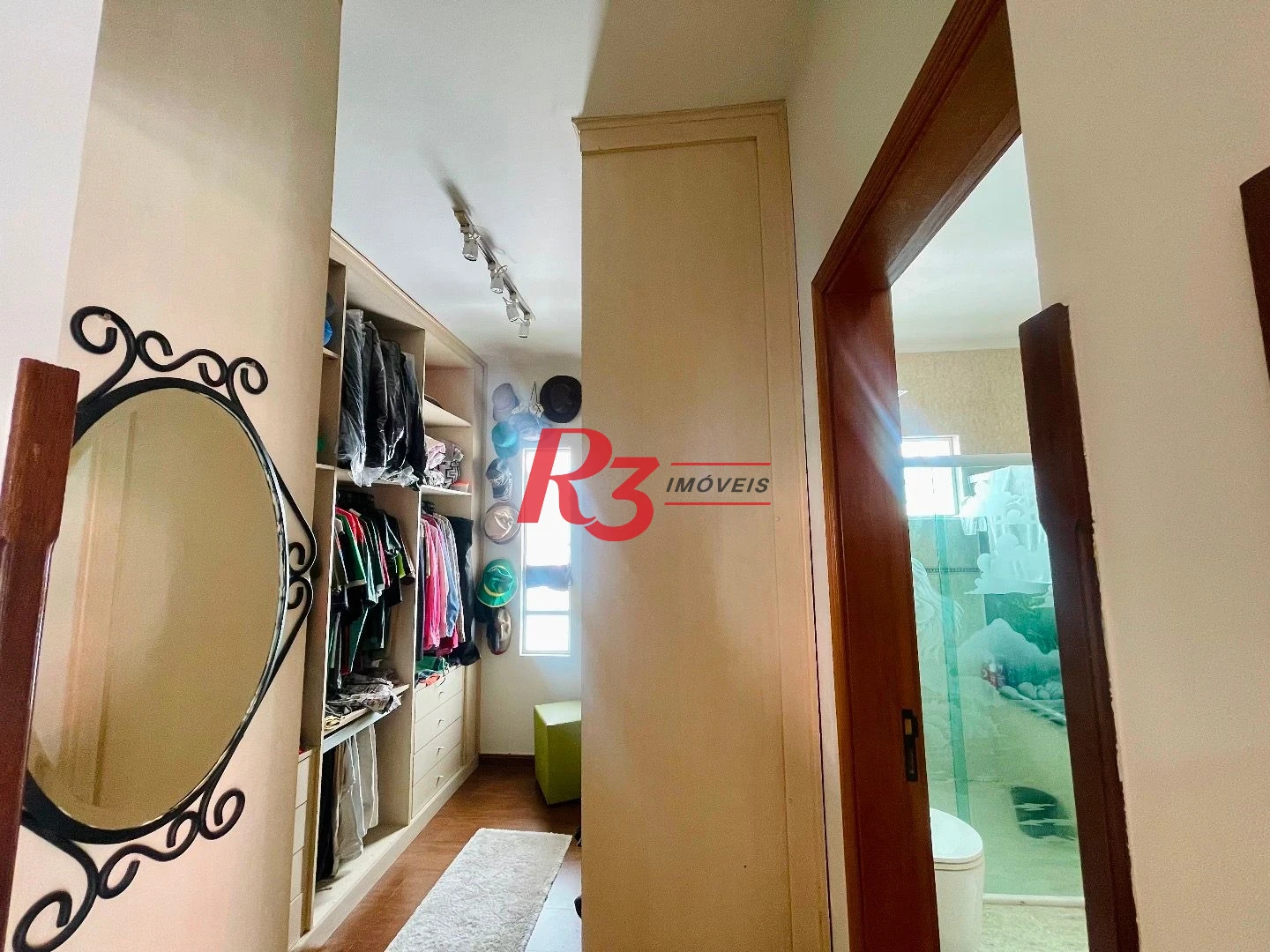 Sobrado à venda, 457 m² por R$ 6.500.000,00 - Gonzaga - Santos/SP