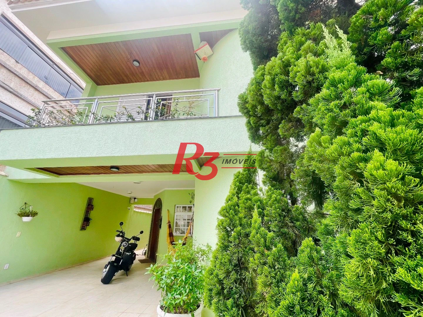 Sobrado à venda, 457 m² por R$ 6.500.000,00 - Gonzaga - Santos/SP