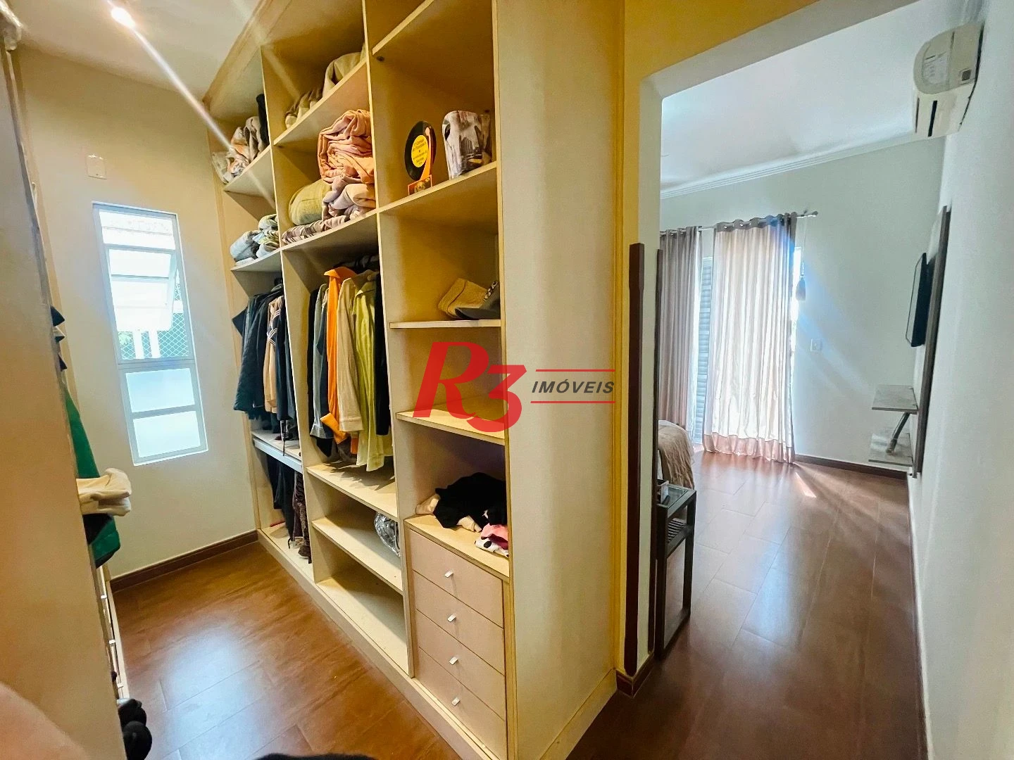 Sobrado à venda, 457 m² por R$ 6.500.000,00 - Gonzaga - Santos/SP