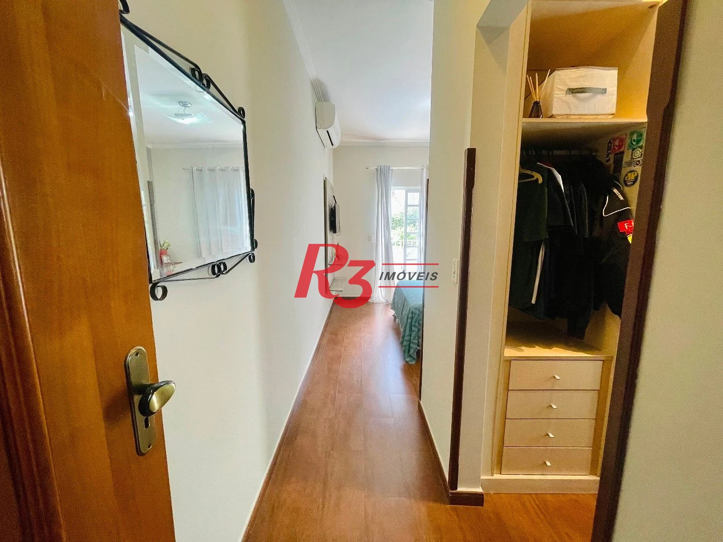 Sobrado à venda, 457 m² por R$ 6.500.000,00 - Gonzaga - Santos/SP