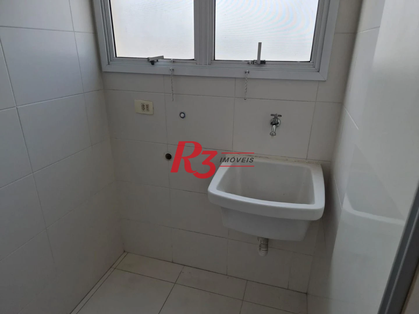 Apartamento à venda, 65 m² por R$ 650.000,00 - Encruzilhada - Santos/SP