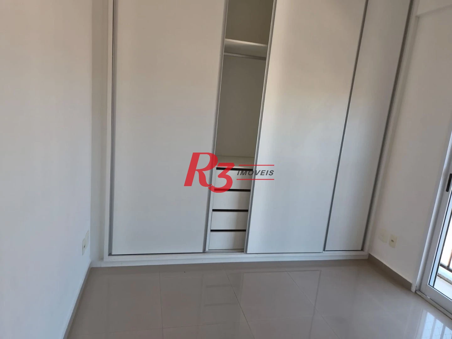 Apartamento à venda, 65 m² por R$ 650.000,00 - Encruzilhada - Santos/SP